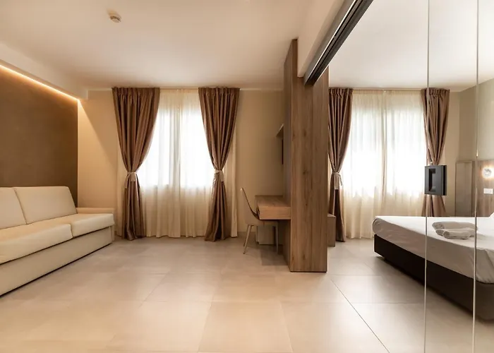 Hotel Estense 4*