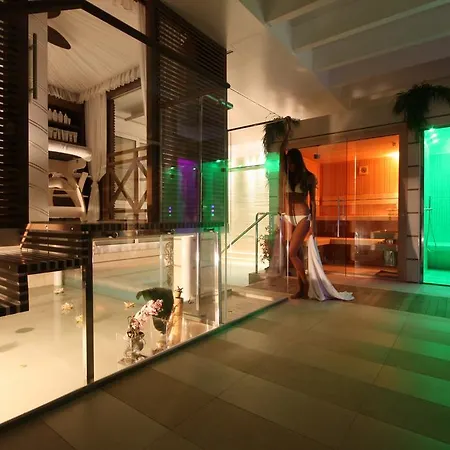 Hotel Estense 4*