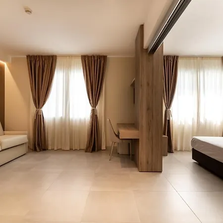 Hotel Estense 4*