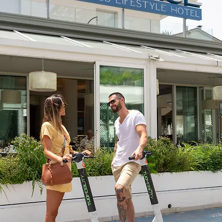 Ξενοδοχείο Estense 4*