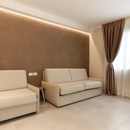 Hotel Estense 4*
